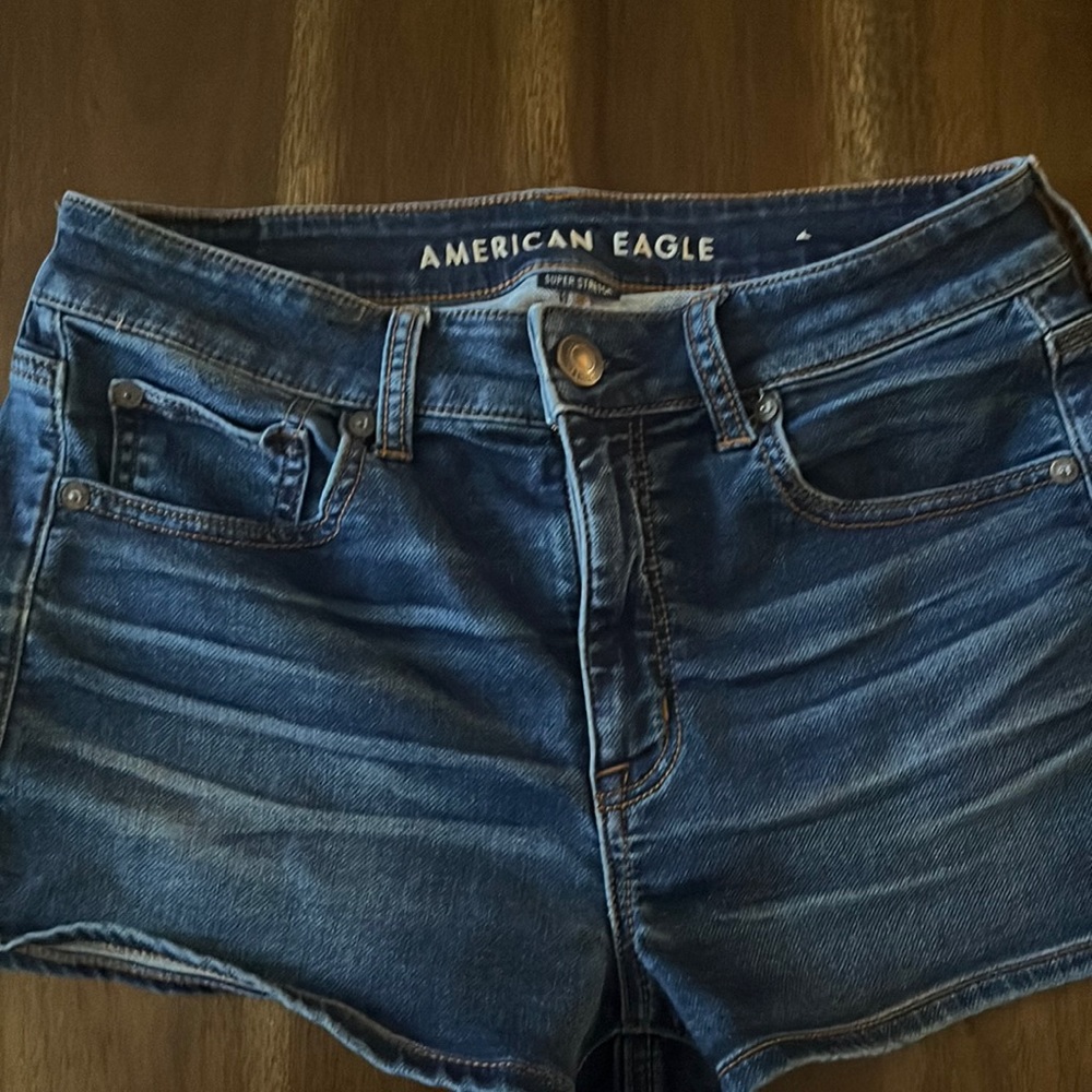 american eagle shortie shorts